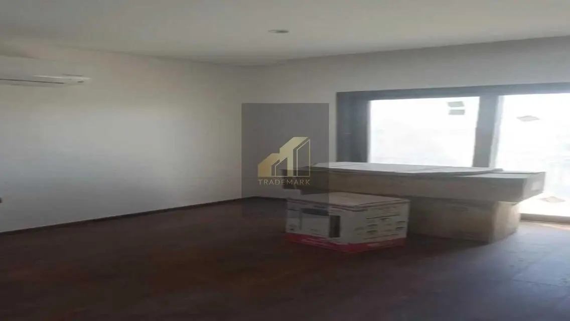 apartment with kitchen and ac\s prime location