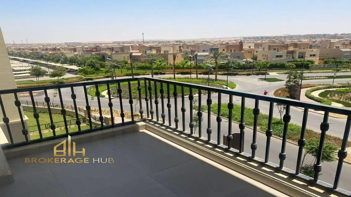 Apartment 157 SQM with for rent in mivida Avenue