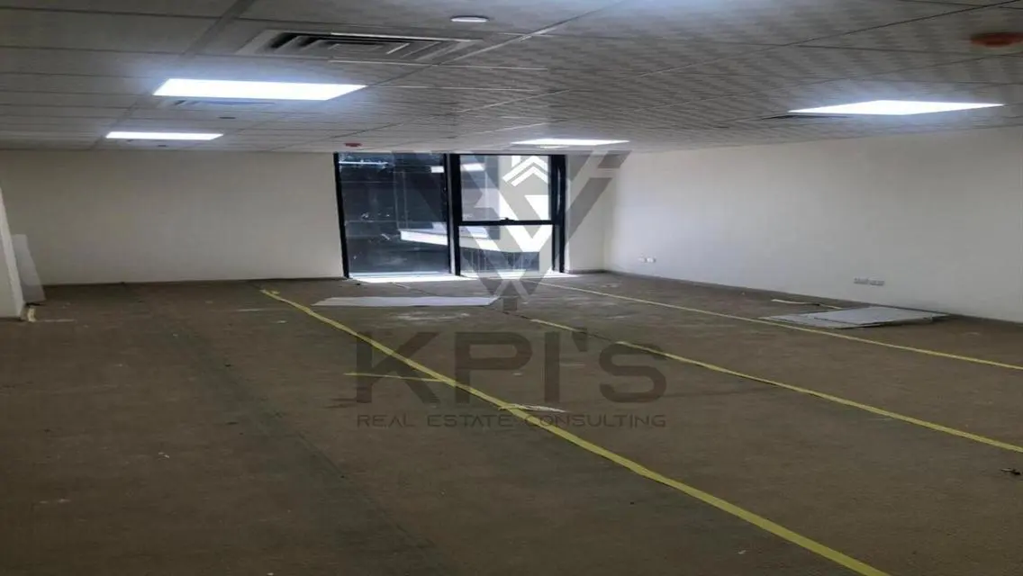 Finished Office View Plaza for Rent on South 90St