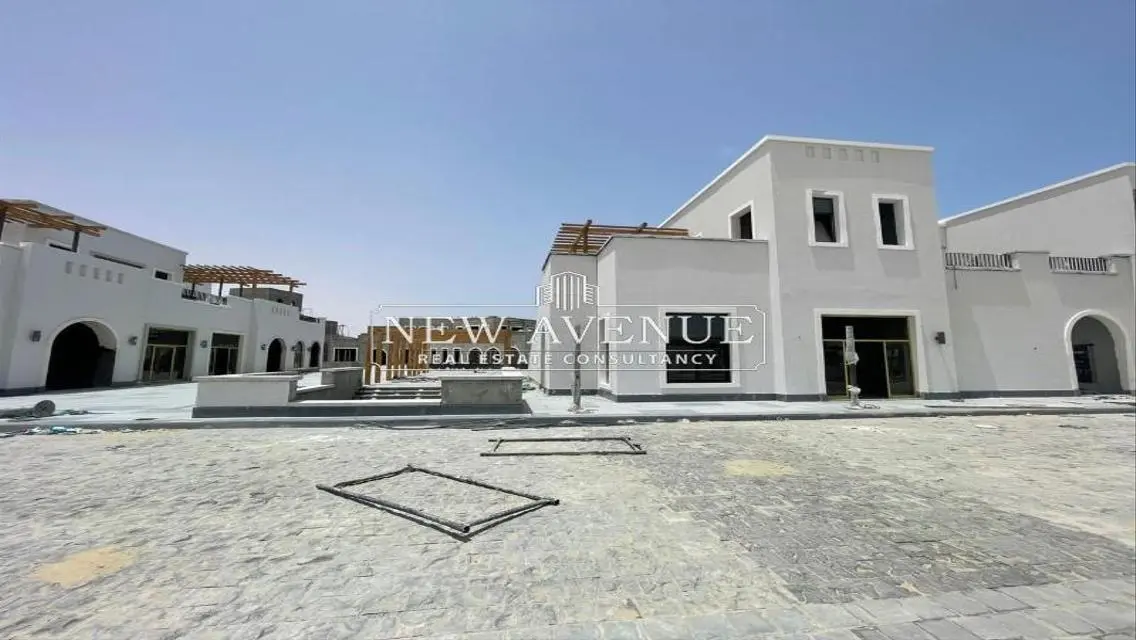 Retail 93m | Hacienda Bay | Sale | Lake Yard