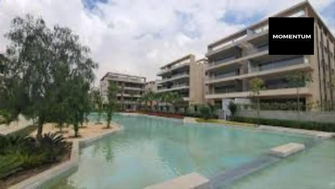 For sale in Lake View, an apartment of 230 meters