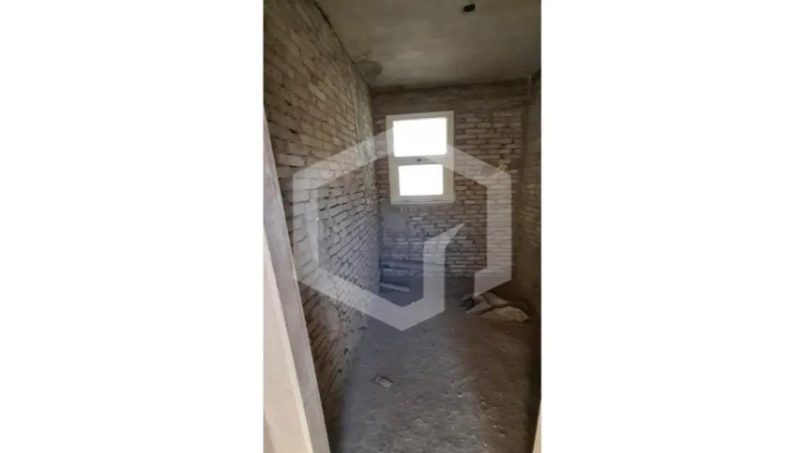 Villa for sale in a prime location in Meadows Park
