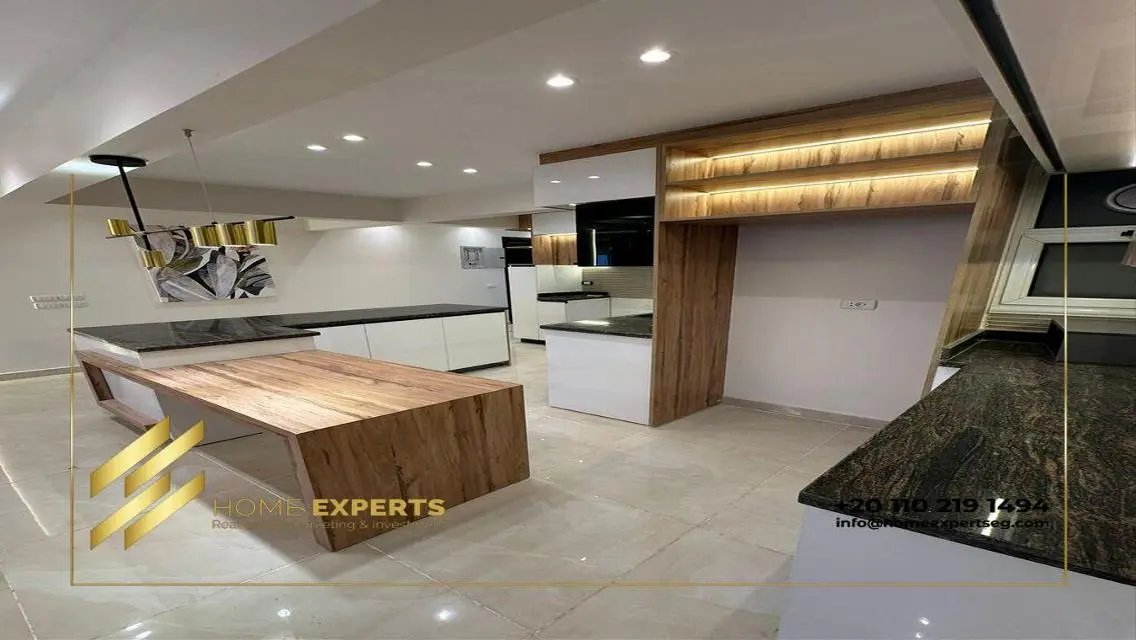Luxury Apartment for Rent at 25000