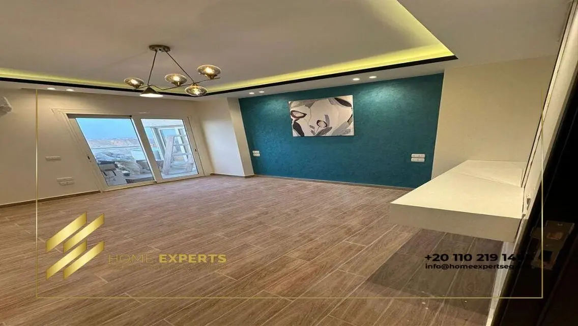 Luxury Apartment for Rent at 25000