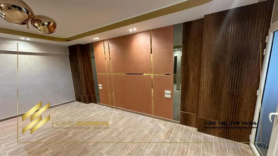 Luxury Apartment for Rent at 25000