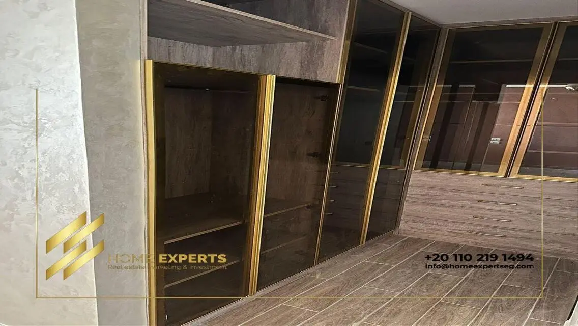 Luxury Apartment for Rent at 25000