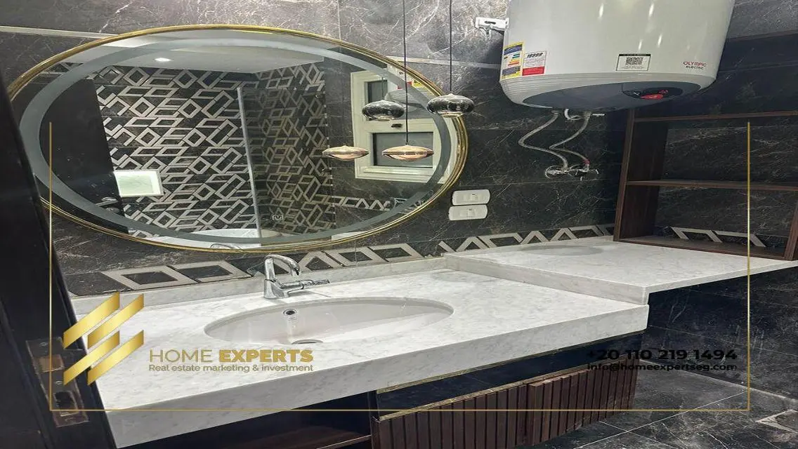 Luxury Apartment for Rent at 25000