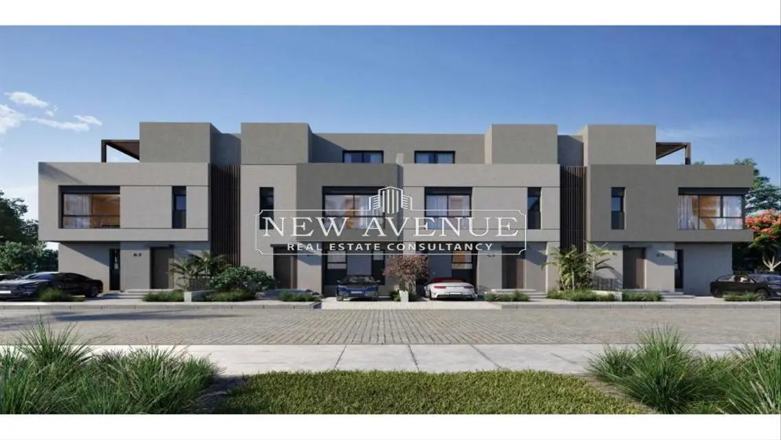 Townhouse middle 3 beds With downpayment &amp; Installments