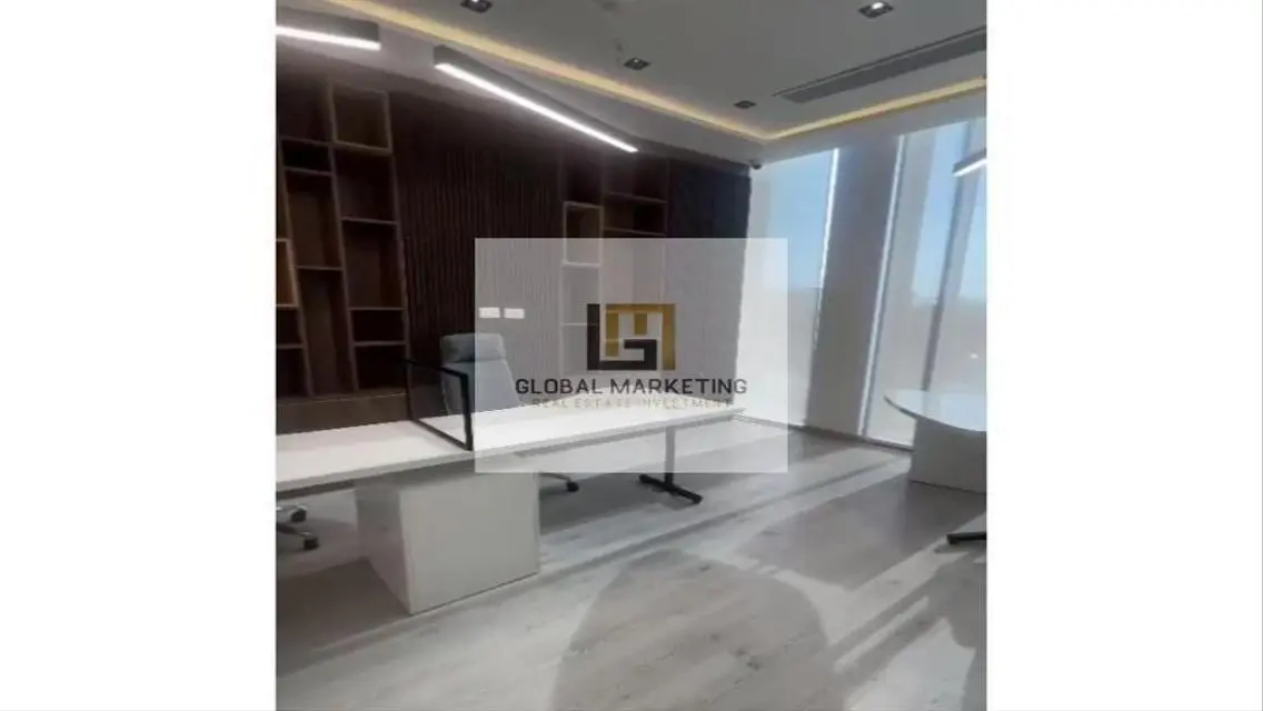 Finished office 192m for rent in Cairo Festival