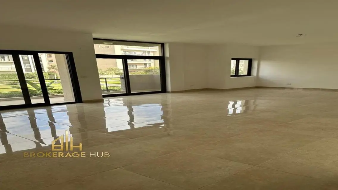 Apartment with Kitchen and ACs for rent in marasem