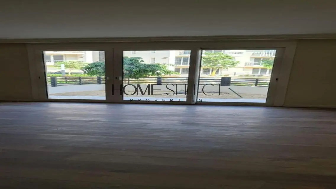 Pyramid Hills – semi Furnished Ground Floor Unit.