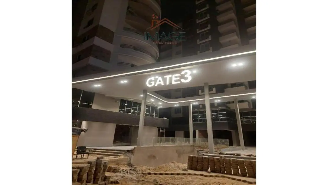 بأقل سعر امتلك محل تجاري على محور طه حسين مباشرة
