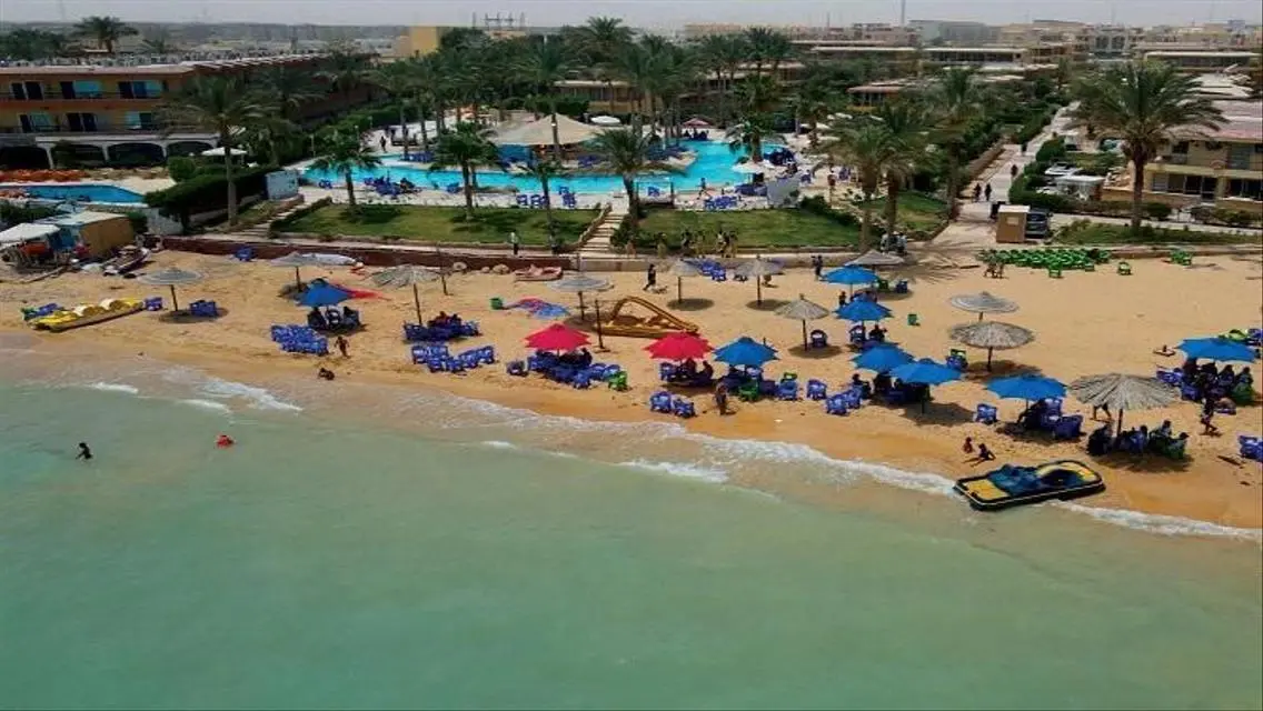 أستلم الان ستوديو لقطة فيو بحر بالسخنة بقسط 4 سنين
