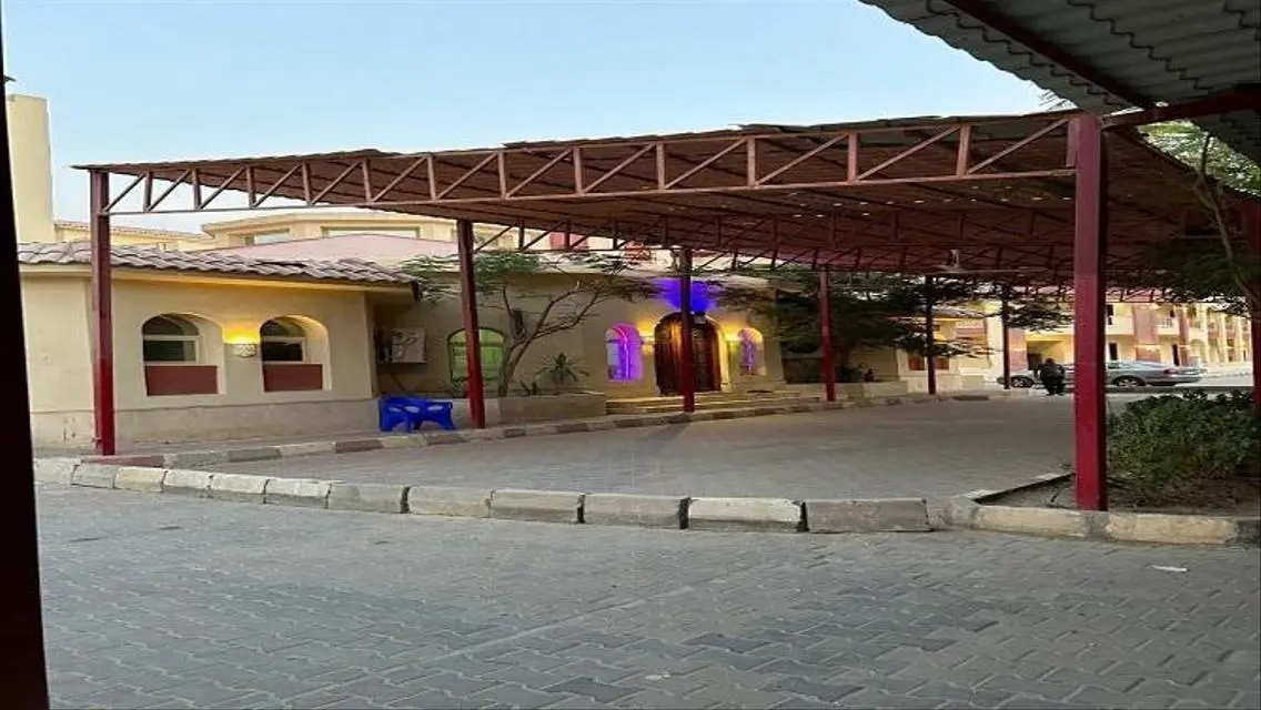 أستلم الان ستوديو لقطة فيو بحر بالسخنة بقسط 4 سنين