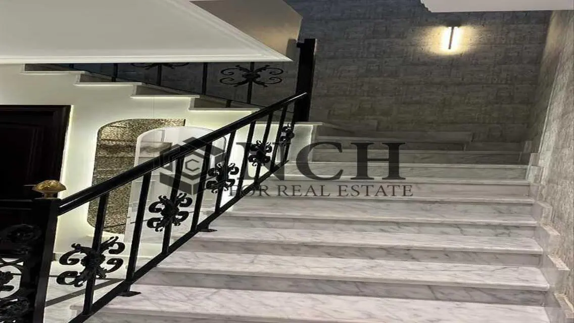 ELEGANT DUPLEX GARDEN 230M FOR RENT IN EASTOWN .