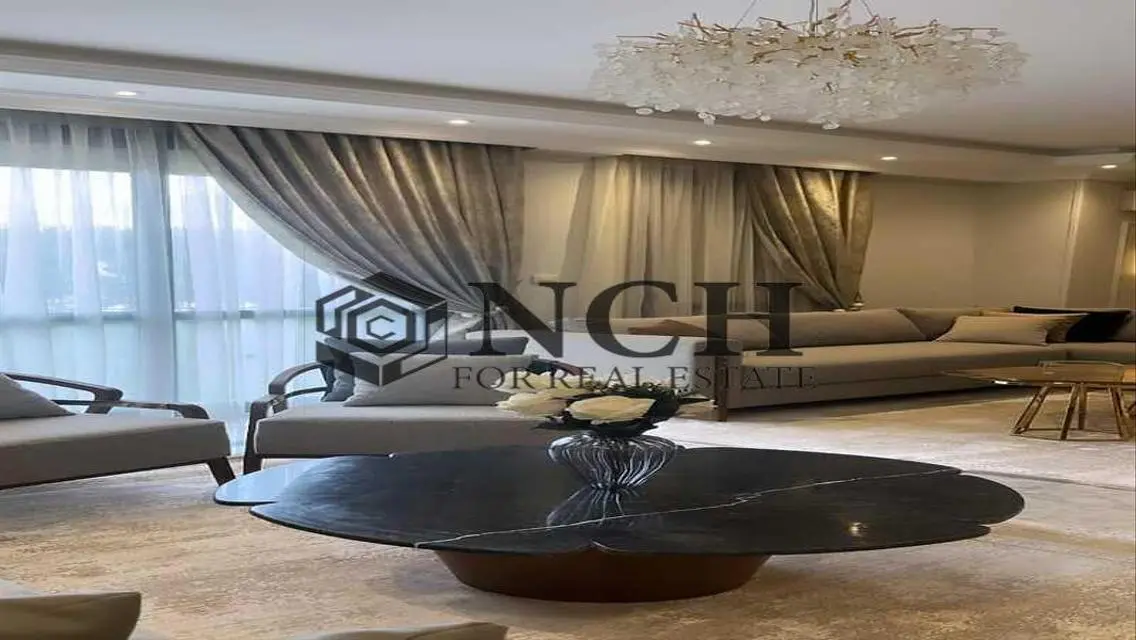 ELEGANT DUPLEX GARDEN 230M FOR RENT IN EASTOWN .