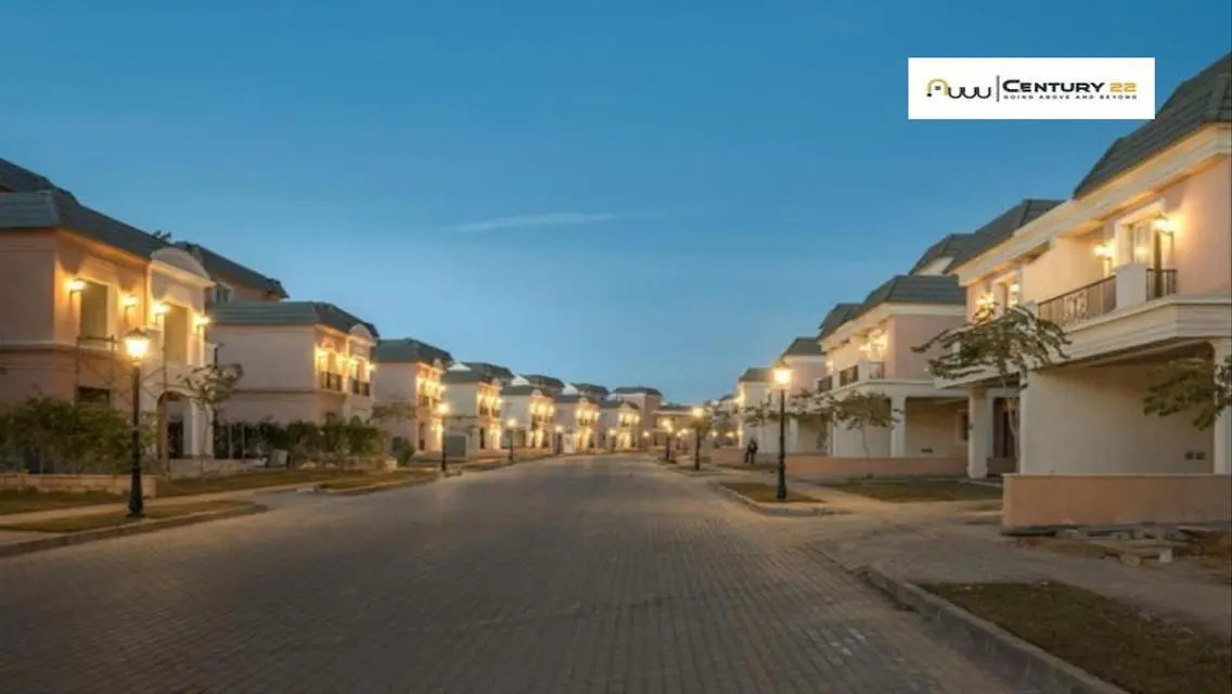 Town corner for sale in Layan Compound, full sea v
