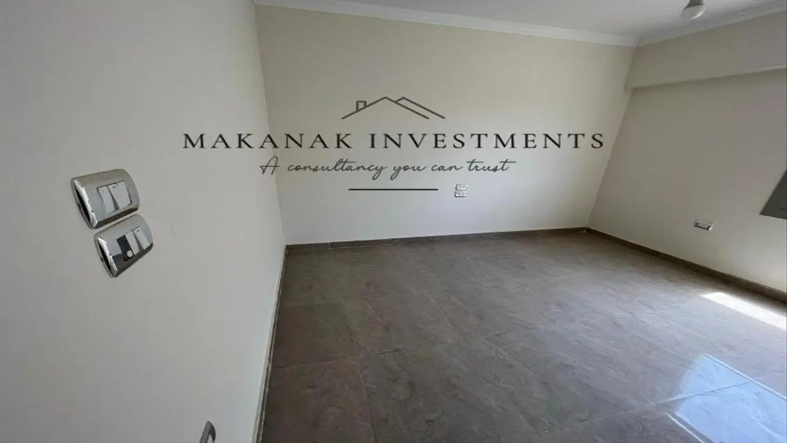 Ready to move luxurious finishing 3BR prime loc