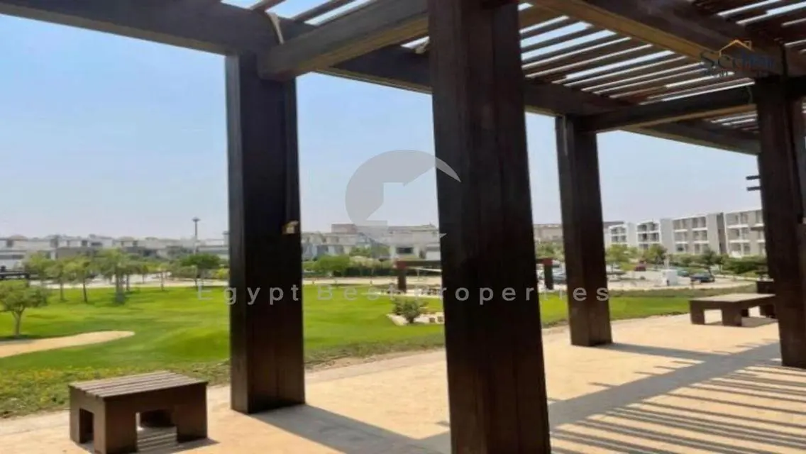 شقه غرفتين للبيع في كمبوند تاج سيتي