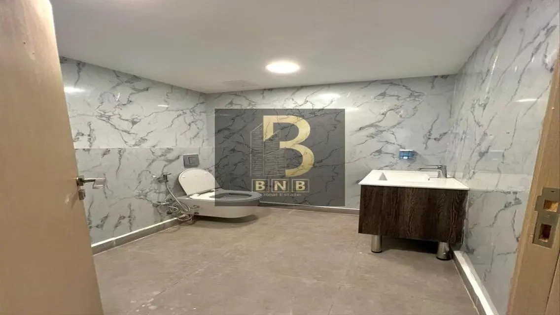 Luxury Apartment for Rent - 400 Square Meters