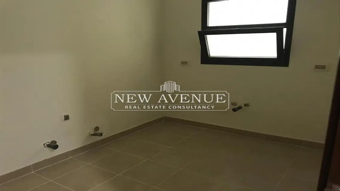 Luxurious Home for Sale with Spacious Design
