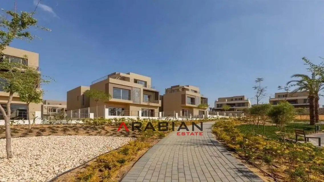 DP 5% &amp;inst-8y own villa 215m in palm hills