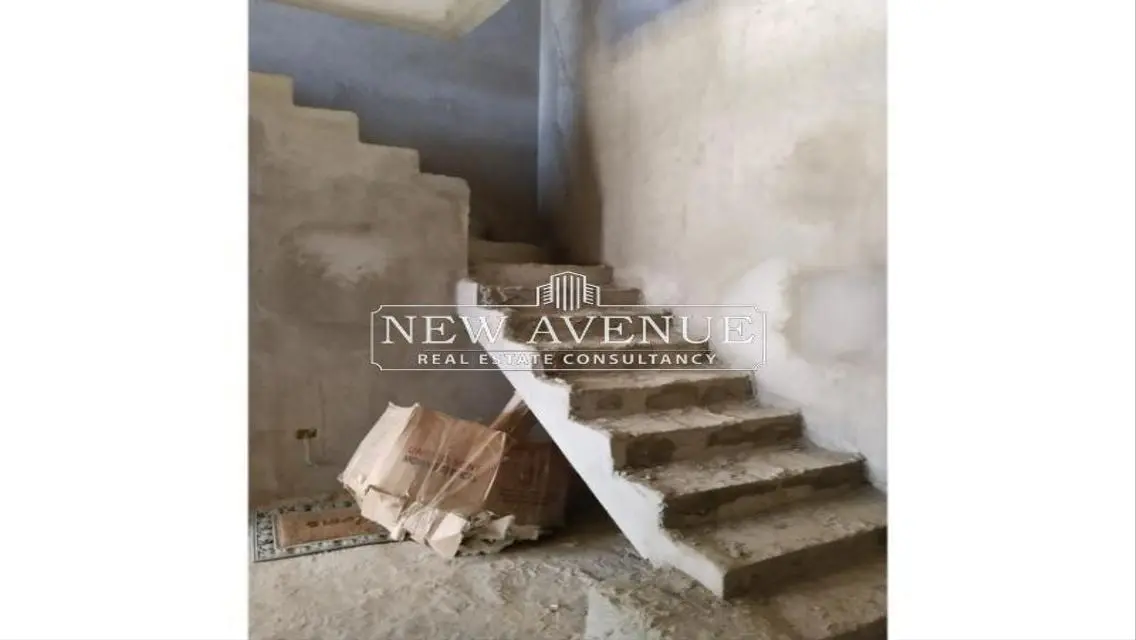 Hottest Deal In Eastown Triplex with The Best Price