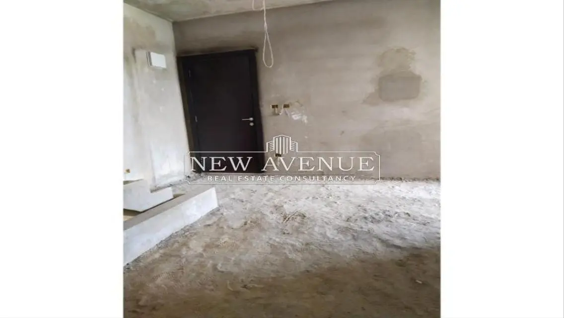 Hottest Deal In Eastown Triplex with The Best Price