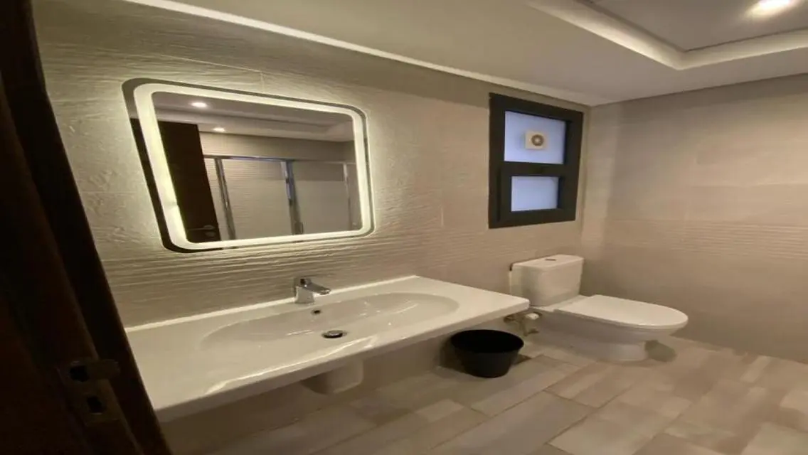 Fully Furnished Apartment For Rent Prime Location