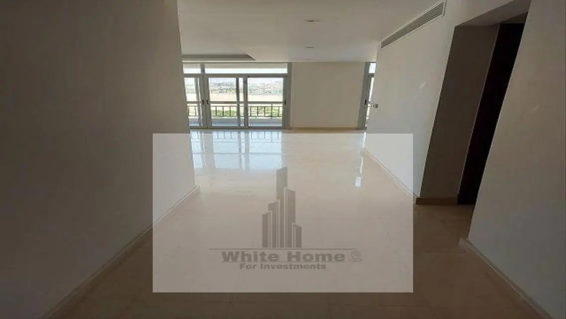 Apartment for rent semi furnished in Cfc Compound