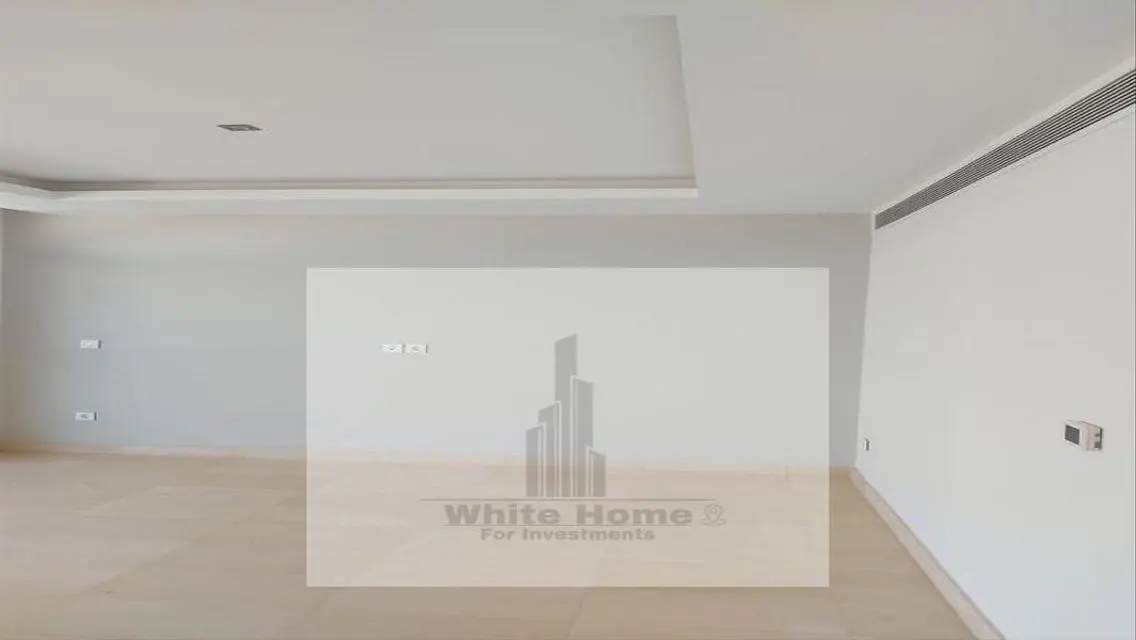 Apartment for rent semi furnished in Cfc Compound