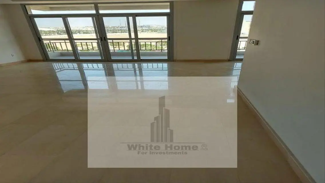 Apartment for rent semi furnished in Cfc Compound