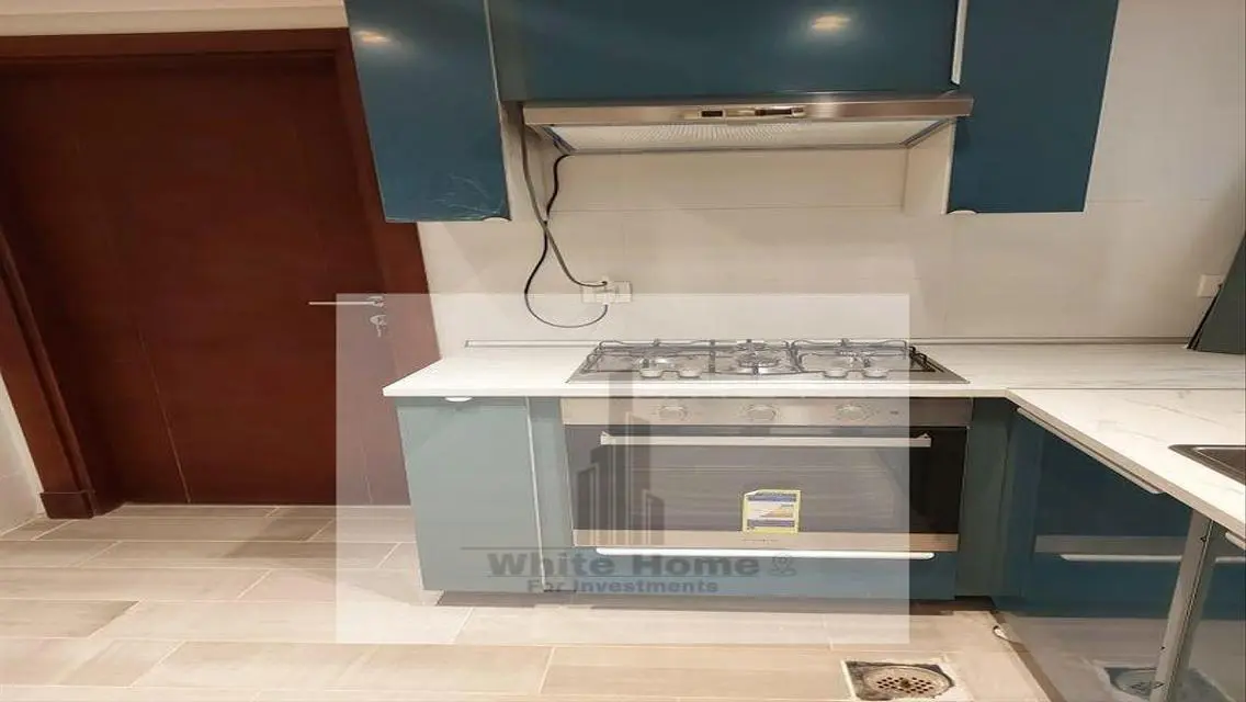 Apartment for rent semi furnished in Cfc Compound