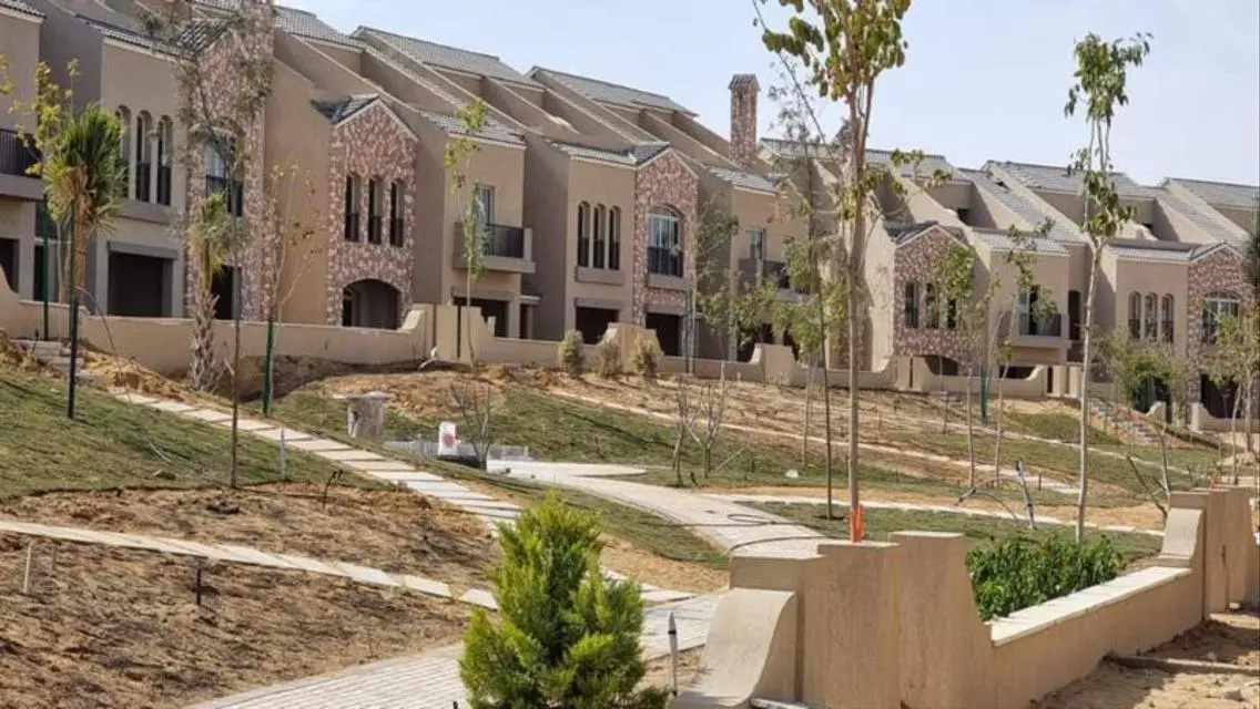 Apartment ready to move for sale at Green square