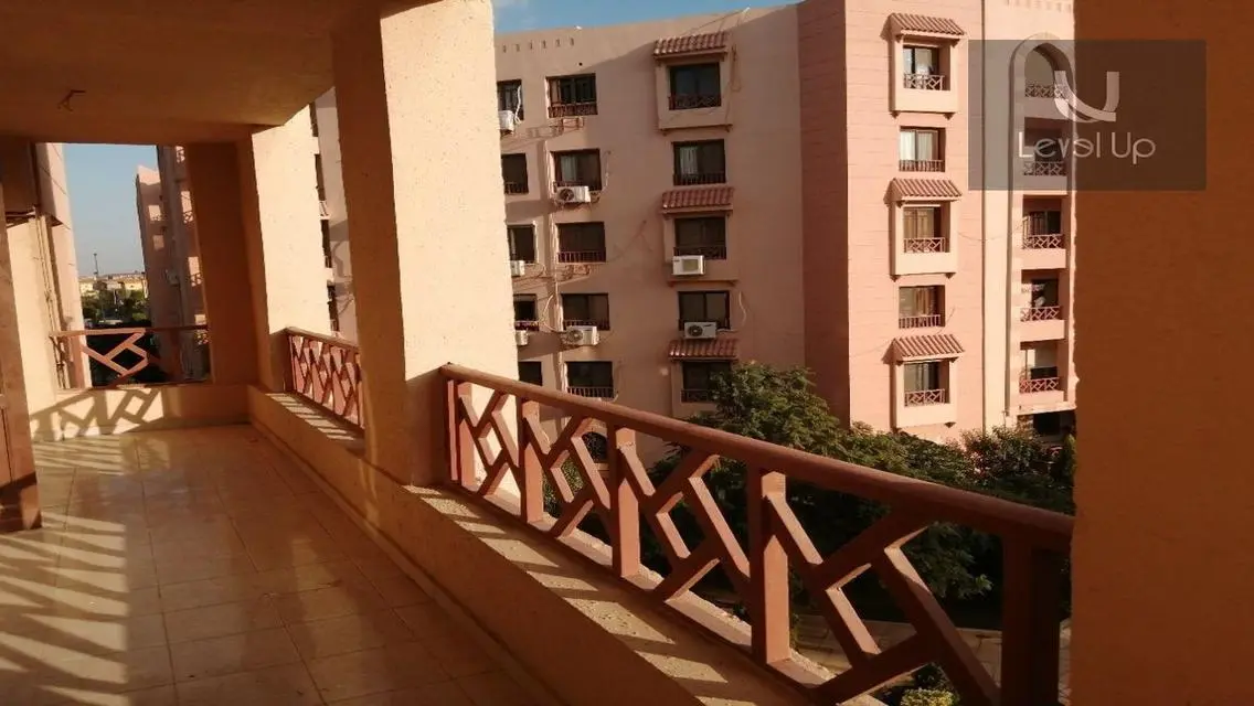 شقة للبيع بسعر لقطة مساحة مميزة و فيو تحفة بالرحاب