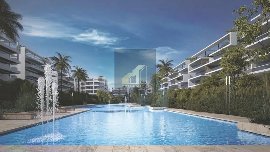 Prime Location Ground Hot Price In Lake View 2