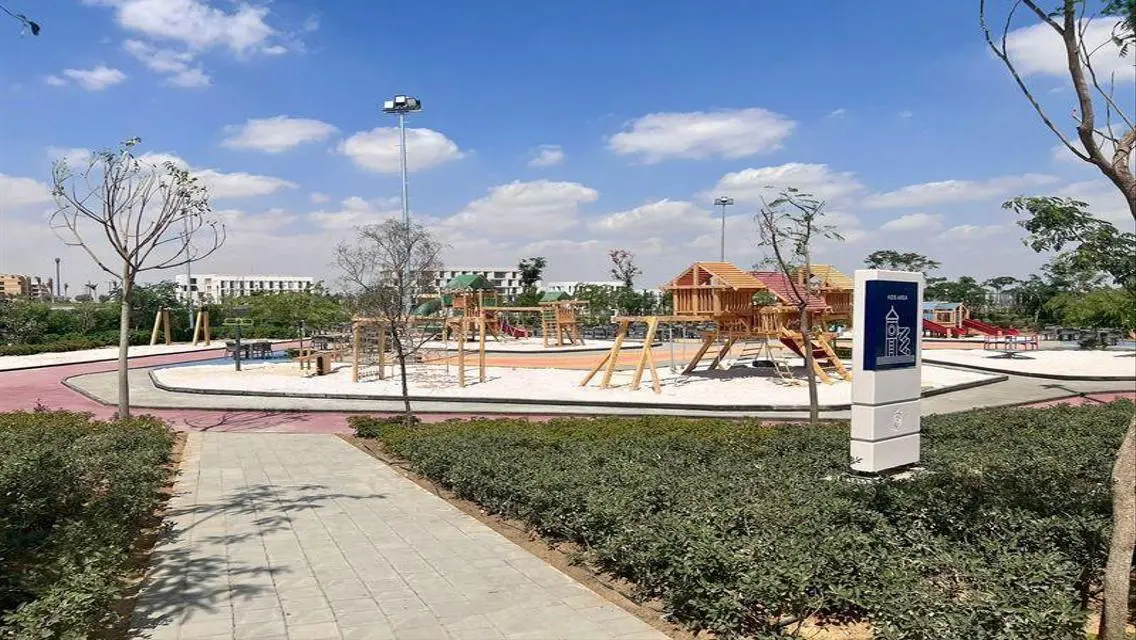 تاون هاوس بفيو مفتوح في او ويست موقع ممتاز