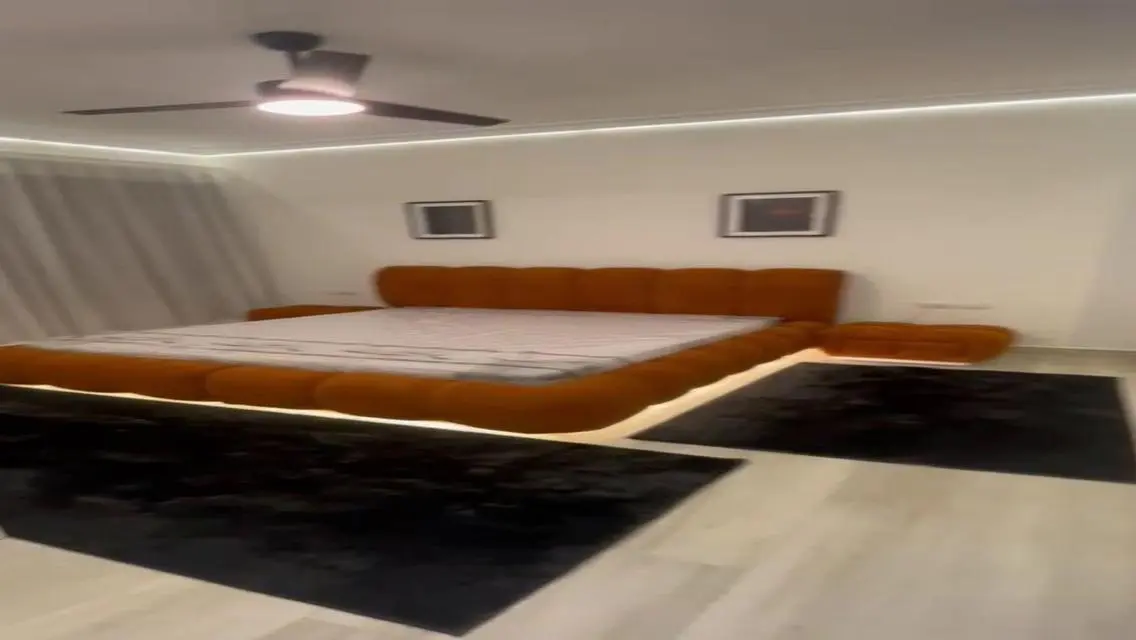 Fully furnished Apartment for rent at Eastown