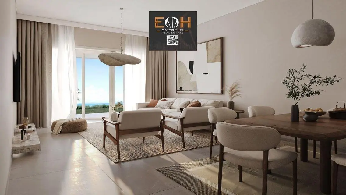 Luxury Apartment with Private Garden and Pool in Prime Location