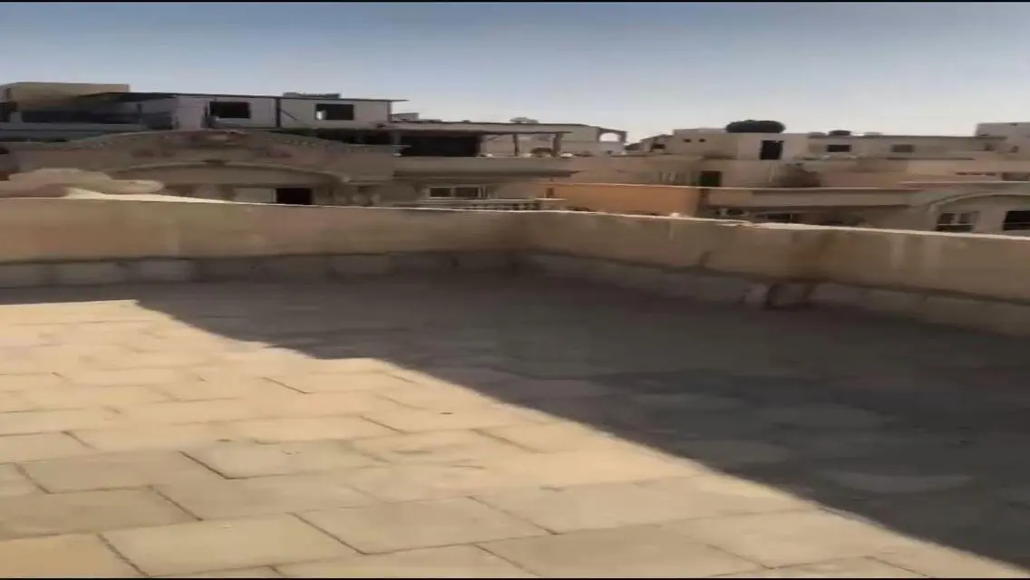 Roof for sale 420 m² net - Narges Buildings