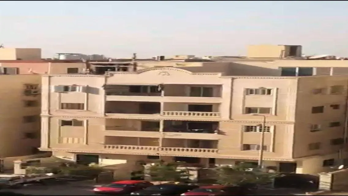 Roof for sale 420 m² net - Narges Buildings