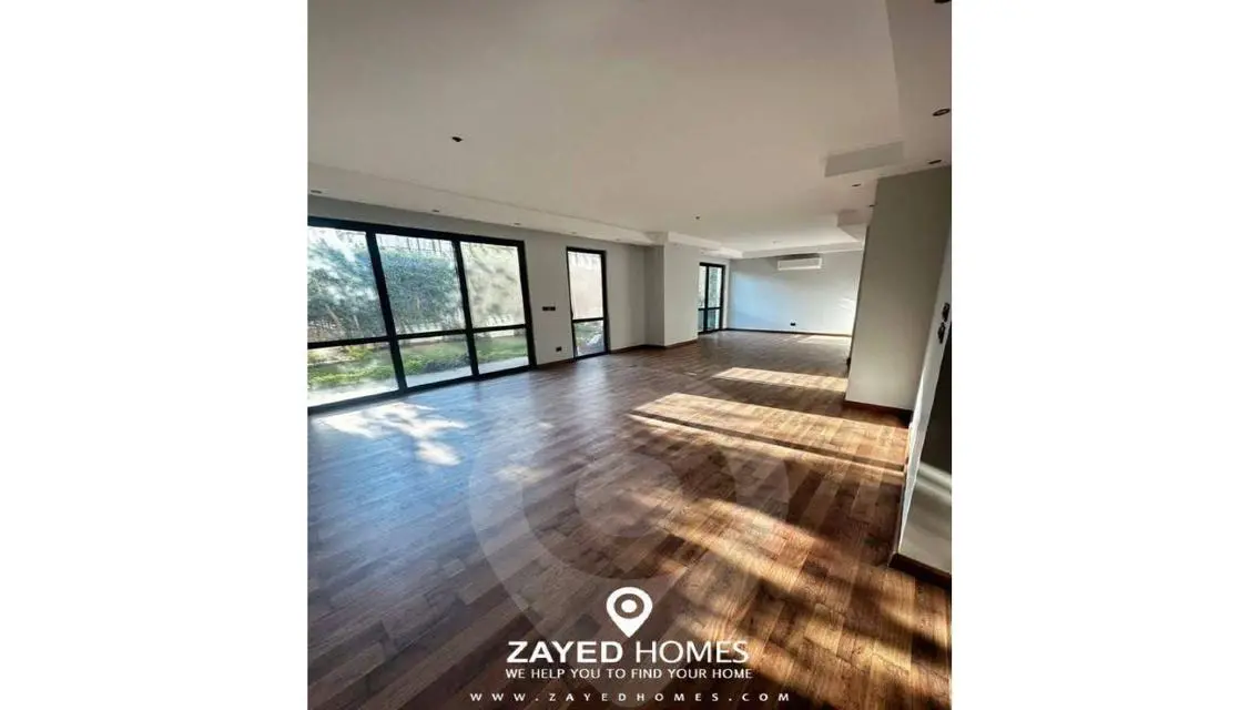 For rent a ground duplex 240 m in Westown Beverly