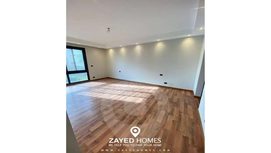 For rent a ground duplex 240 m in Westown Beverly