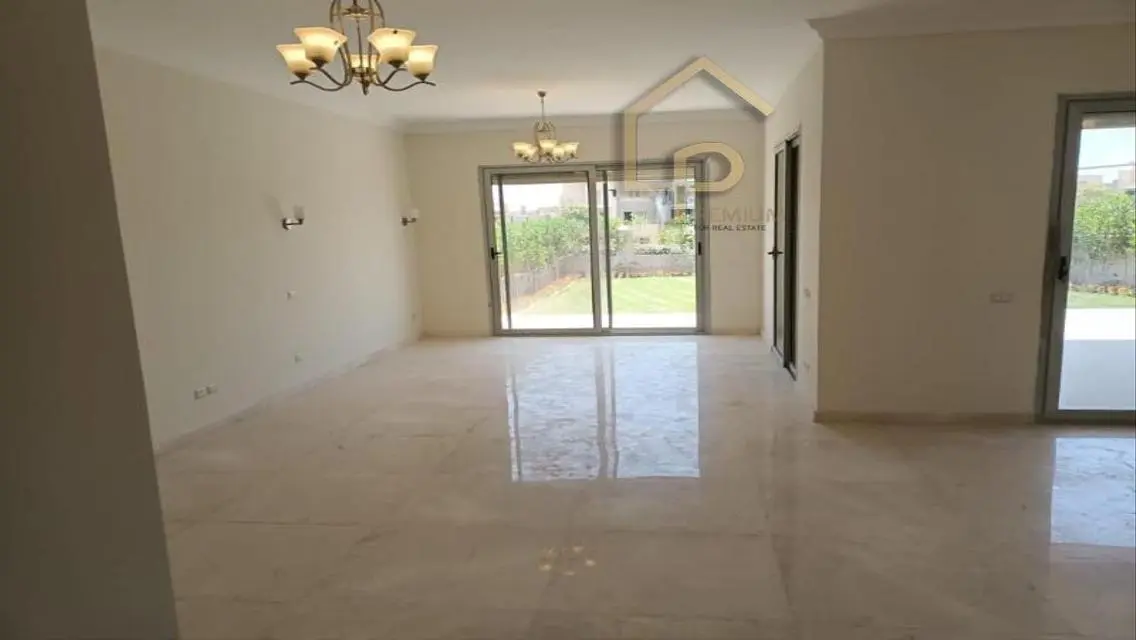 Stunning Apartment in Palm Hills Golf Extension
