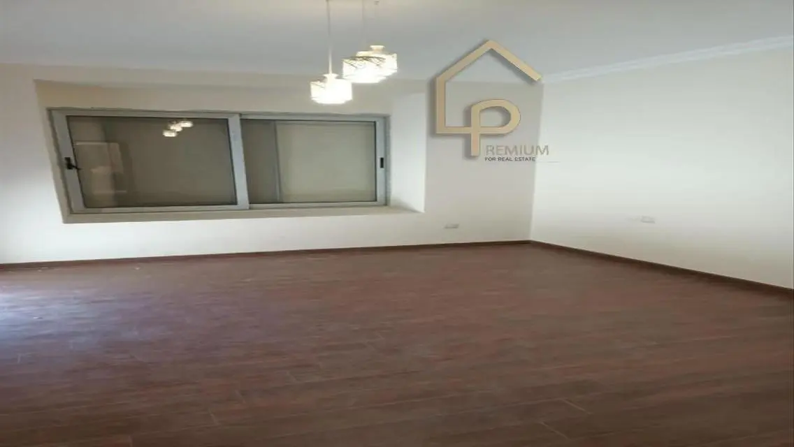 Stunning Apartment in Palm Hills Golf Extension