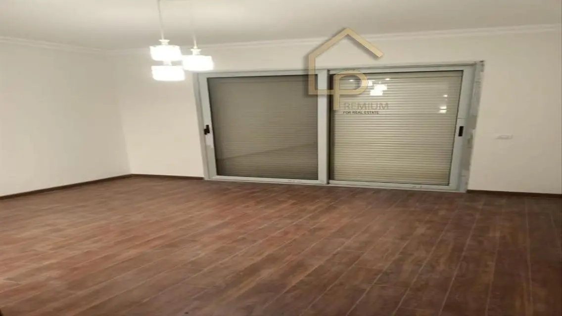 Stunning Apartment in Palm Hills Golf Extension