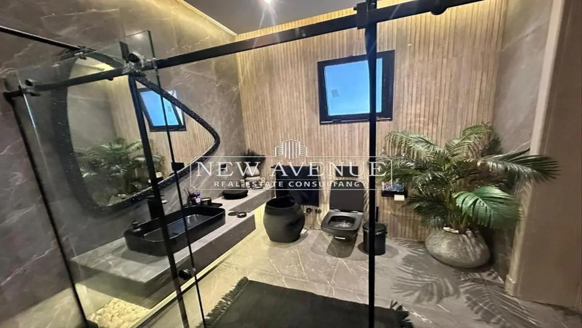Two villas with big pool - Modern Finishing