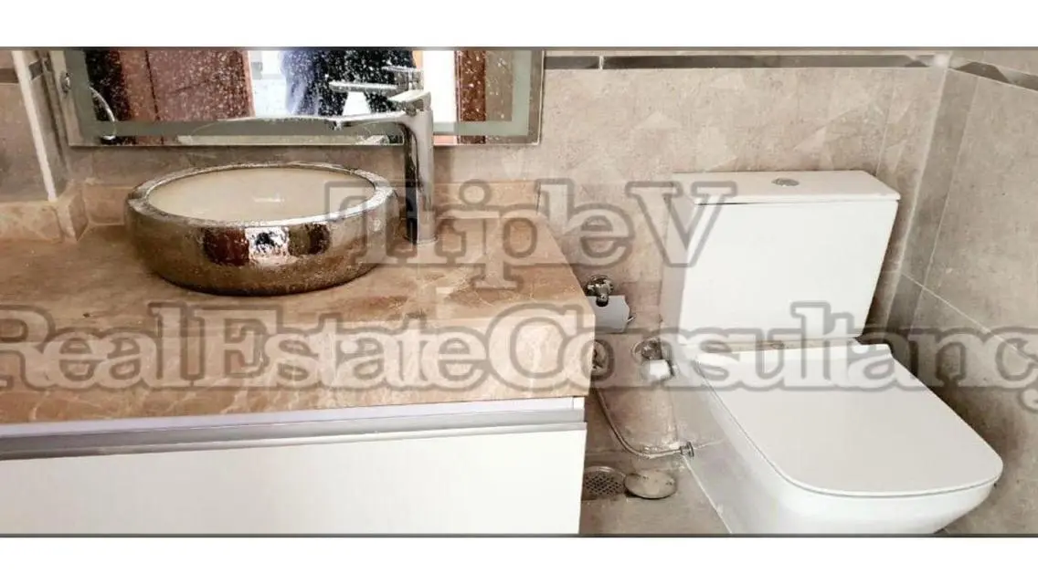 Corner Town House Furnished Ultra Modern