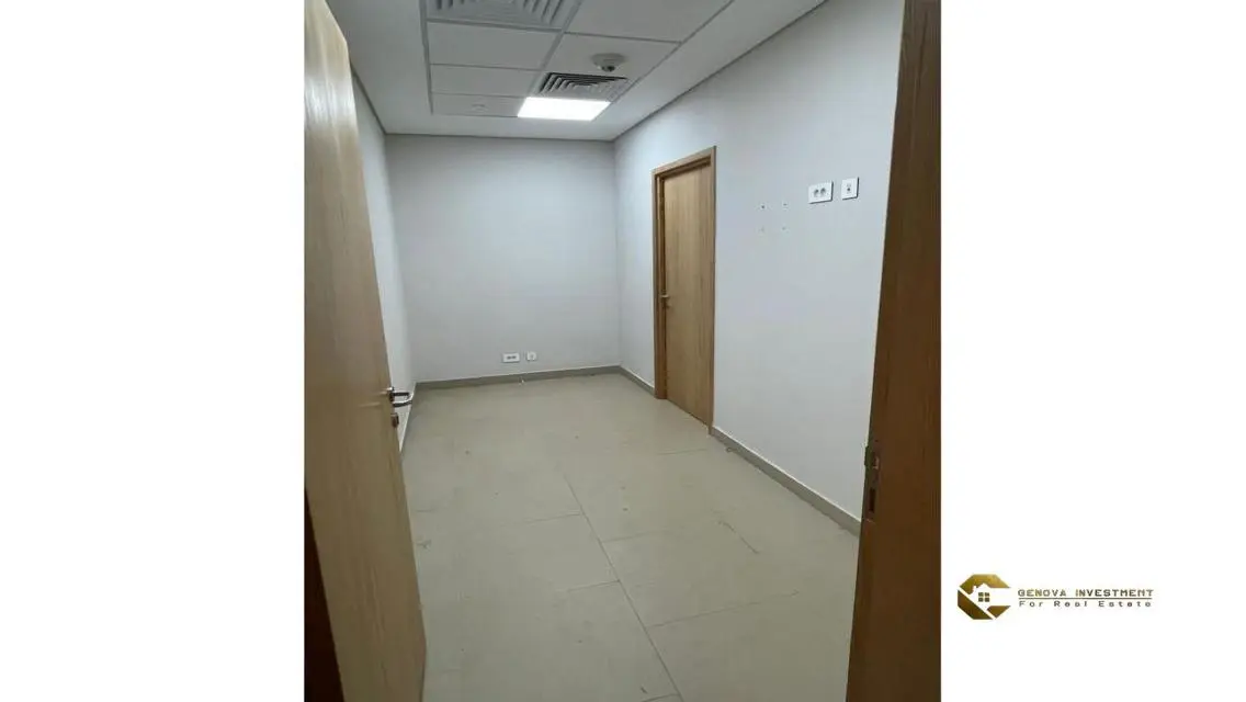 عياده طبيه للبيع بجوار مستشفي الندي الشيخ زايد