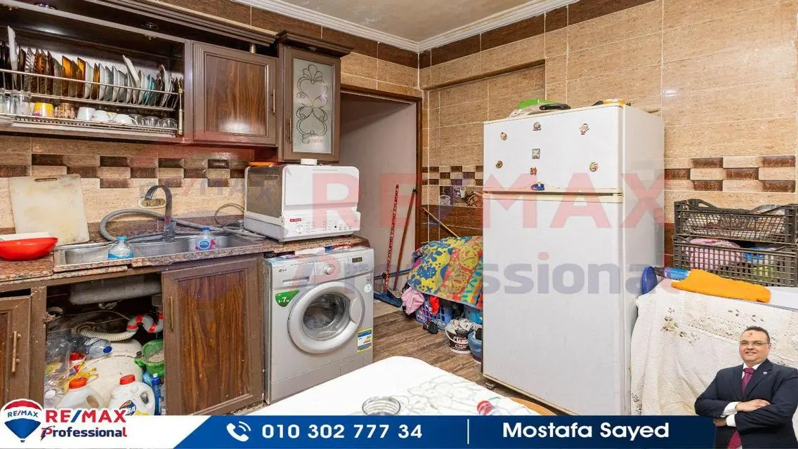 Licensed building- open view-closing a fifth room